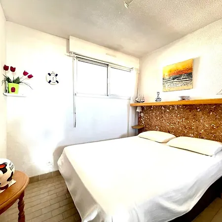 2 Pieces En Bord De Avec Parking Prive A - Fr-1-338-409 アパート *