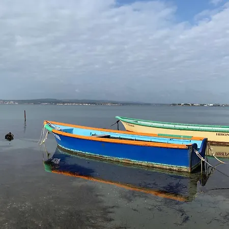 2 Pieces En Bord De Avec Parking Prive A - Fr-1-338-409 セット